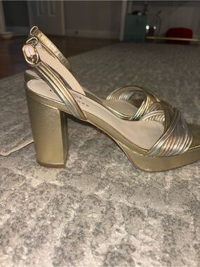 Tina Rose metallic platform sandal